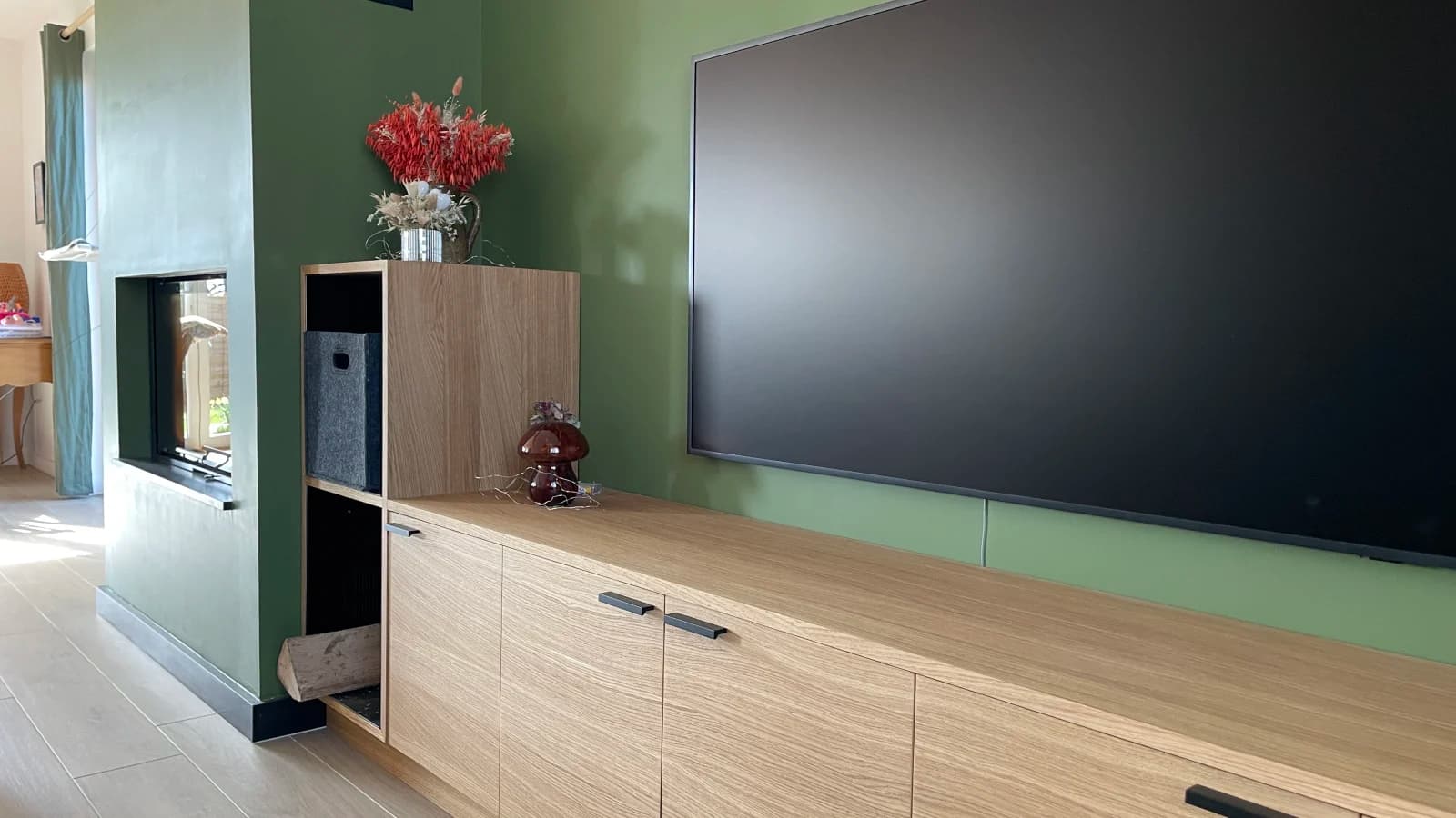 Meuble TV sur mesure en placage chêne — photo 4